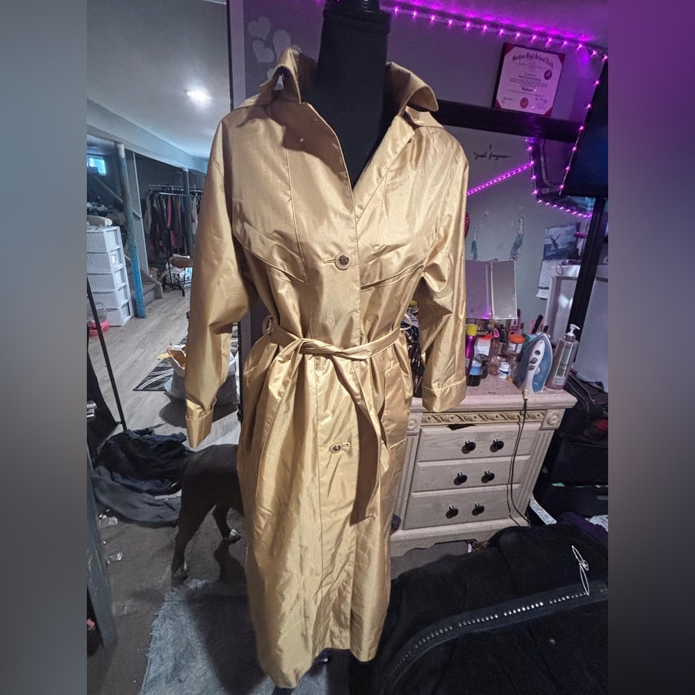 Vintage, Petite Sophisticate- Shiny Gold Vintage Trench coat & Gift Bag